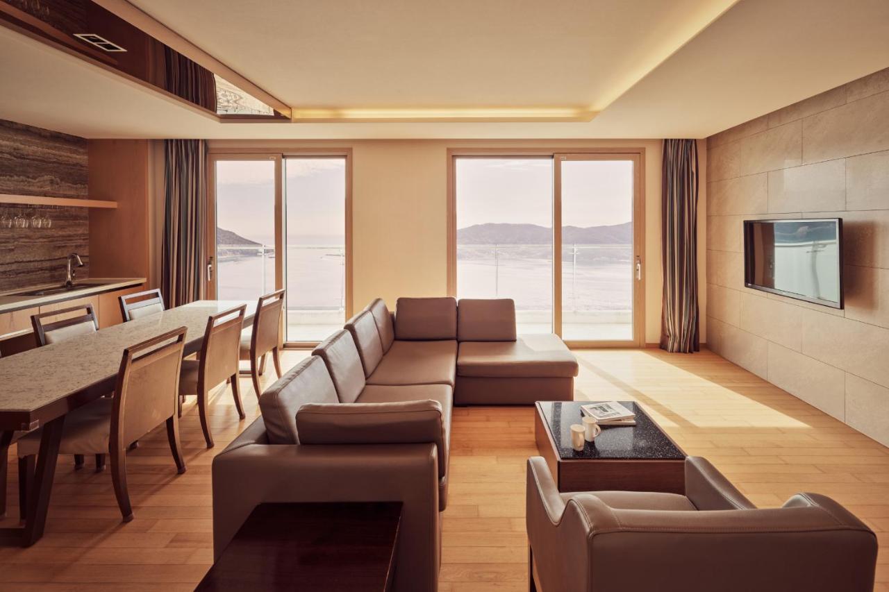 Hotel Sono Calm Geoje Exterior foto